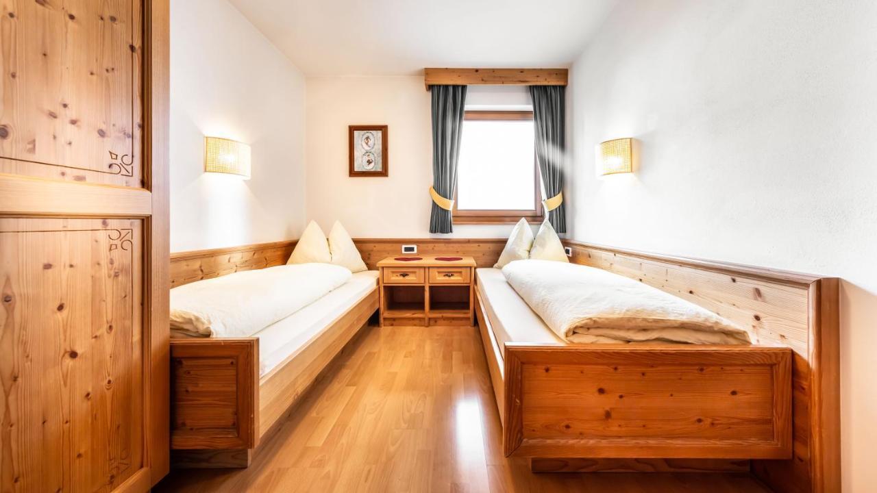 Apartments Chalet Maria Badia  Eksteriør billede