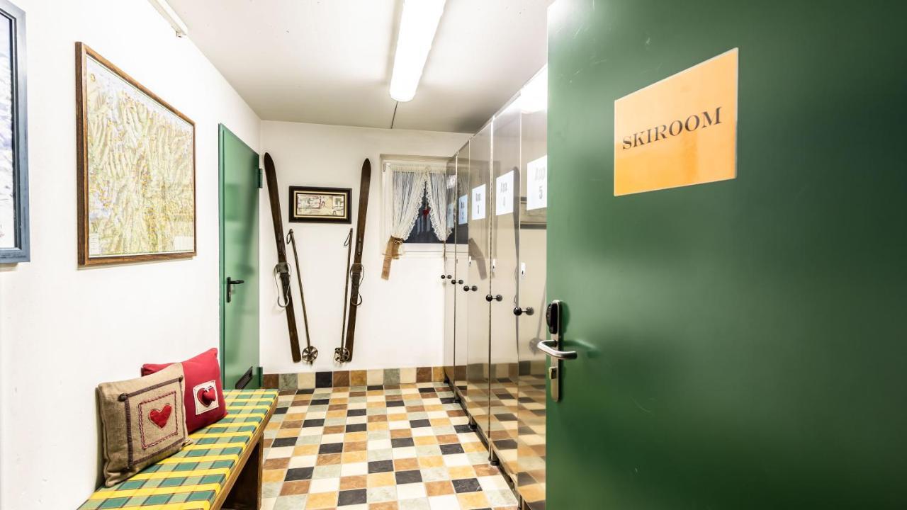 Apartments Chalet Maria Badia  Eksteriør billede