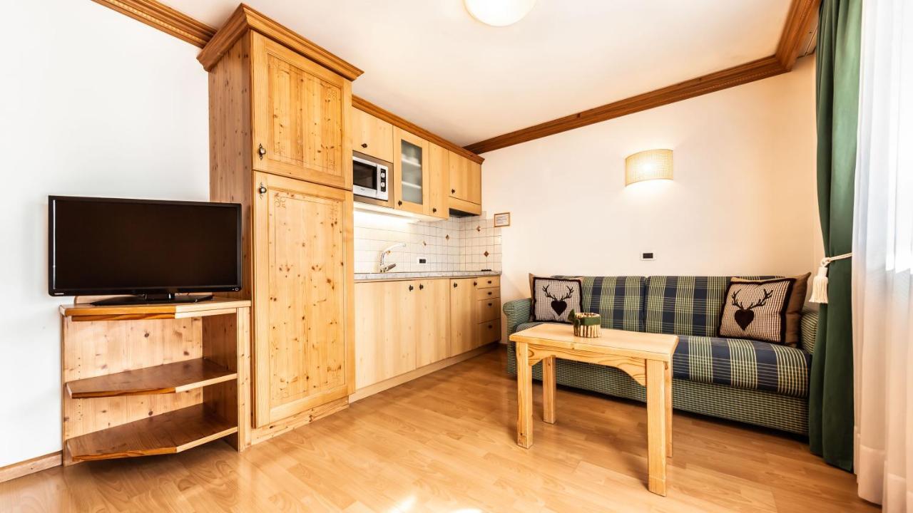 Apartments Chalet Maria Badia  Eksteriør billede